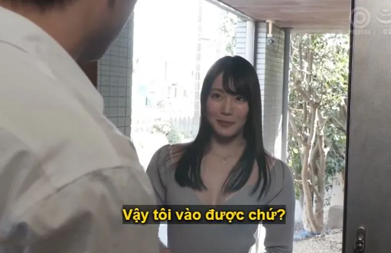 Người anh cả giàu sang bị cô em hàng xóm xinh tươi, đã lập gia đình, mới dọn về dụ dỗ quan hệ.