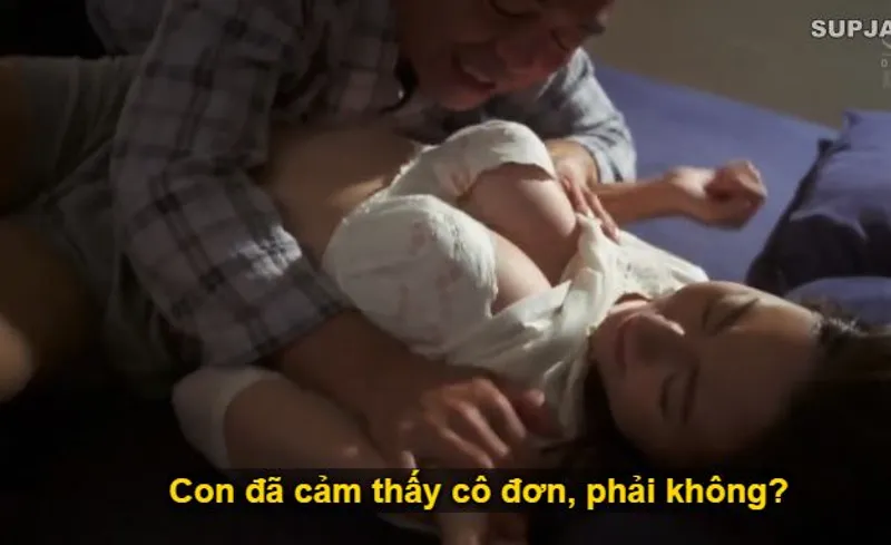 Nhìn con trai miệt mài lao vào việc khiến người yêu cậu ta cô quạnh, bố chồng nổi hứng hành động liều lĩnh, đè bẹp con dâu.